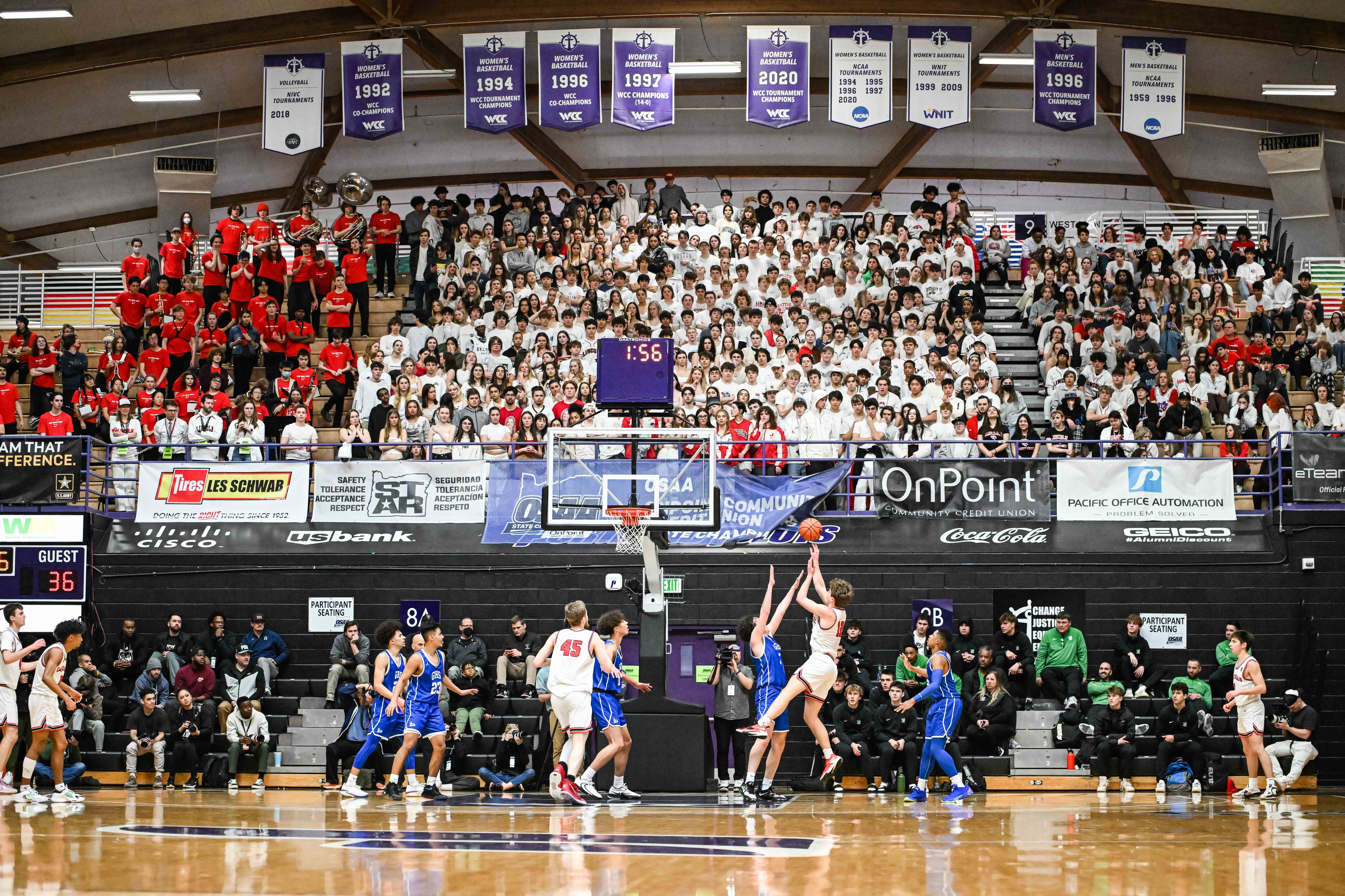 Lincoln Gresham 6A Oregon boys basketball quarterfinal Naji Saker -84